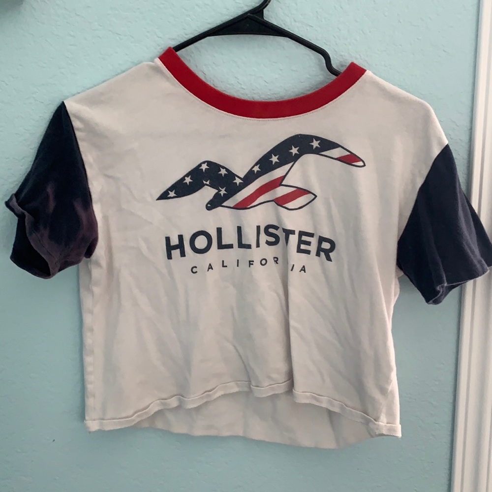 Women’s Hollister shirt